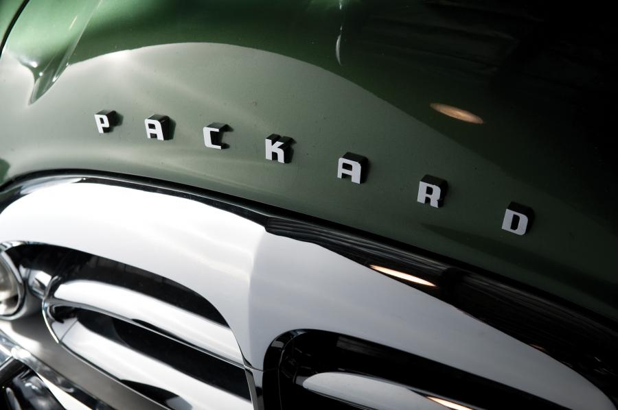  Packard 200 Sedan 1951 года  (фото 3 из 19)